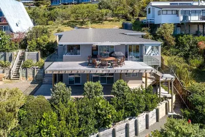 Hosts on the Coast Hahei Views