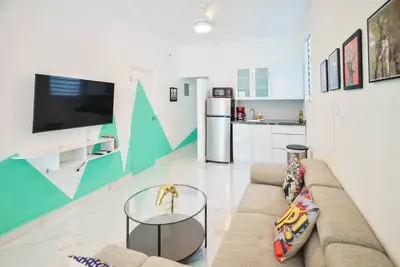 Image de Vibrant Apartment By The Beach