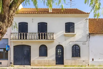 Image de Almeirim House