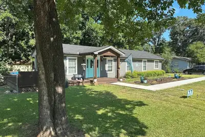 Image de This house is a 2 bedroom(s), 2 bathrooms, located in Pottsboro, Tx.