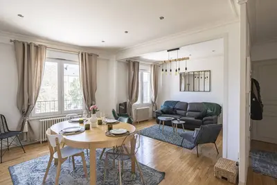 Image de Duplex Élégant au Cœur de Reims - 2 Chambres