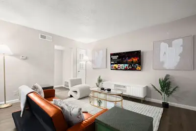 Image de Modern 1br Near Ut & Downtown | Fast WiFi +Parking
