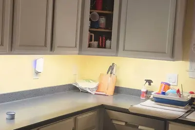 Image de Quiet 3 bedroom, 1. 5 bath Lake House with 3min walk to beautiful Sebago beach