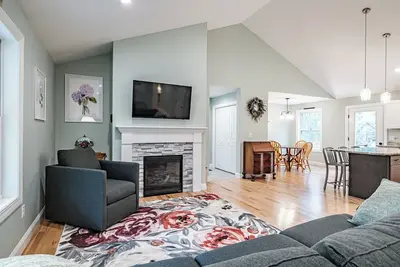 Image de New! ! ! Charming 2-Bedroom in Beautiful Freeport!
