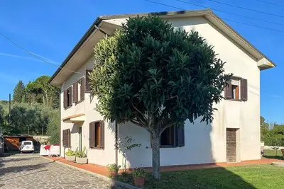 Image de Magnifique maison à Lari avec vue panoramique