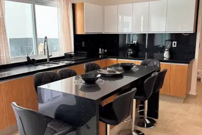 Image de Vacation Family Home, Modern Himalaya Ii