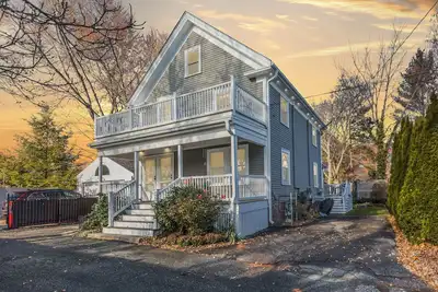 Image de The Deck Downtown | Walk 2 Downtown | Washer/Dryer