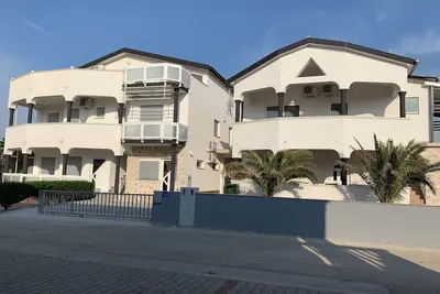 Image de Apartment Lavaran 1