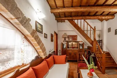 Image de Agapi’s Charming Retreat, Holiday Home