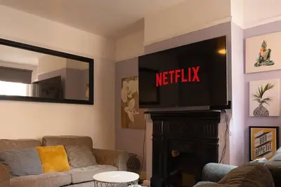 3 bed house - Long Term Discount - Reading Cent.