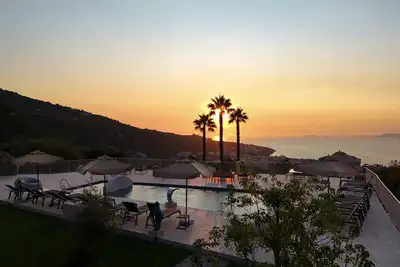 Image de Amore Rentals - Villa Kalisa - Luxury Collection Estate