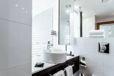 Image de Four One-Bedroom Suites with Parking