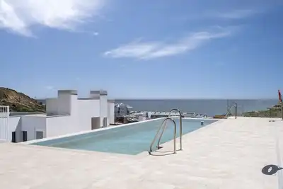 Image de Modern Apartment with Rooftop Pool - Carvajal