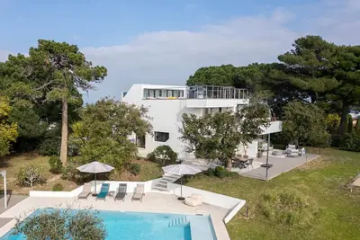 Image de Villa d’exception, Vue mer et Rooftop Super Cannes