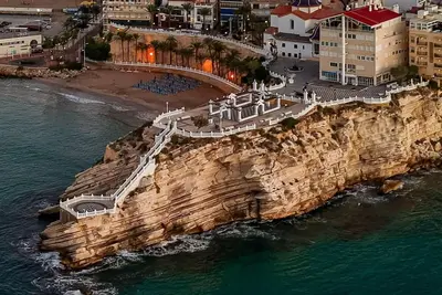Image de Center of Benidorm, historic center and beach 150m. Top