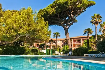 Image de Piscine Et ACCÈS Plage