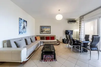 Image de Bright Sunny Apartment by PikHost