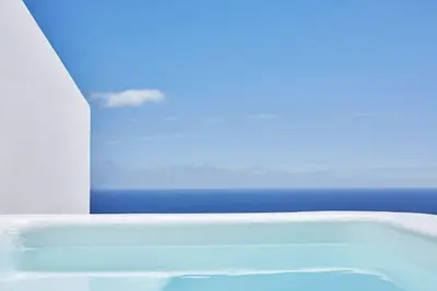 Image de Villa Serineia, Divine Sea Views, Private Hot Tub, Santorini