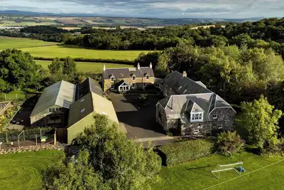 Image de Delightful recently converted 2 bed house in farmyard courtyard.