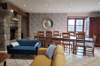 Image de Gîte du platane, pour 14 personnes