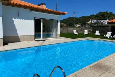 Image de Enjoy our heated swimming pool, both in summer and winter.