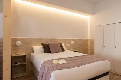 Image de Valencia Urban Suite X | 4 Guests | A/C & Wi-Fi | Near the City Center