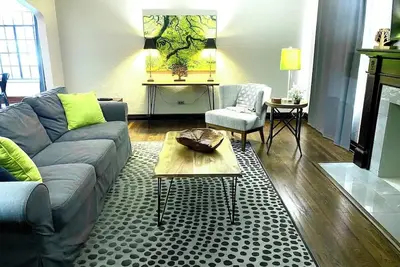 Image de Historical views from a charming Historical duplex