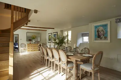 Image de Perfect for large groups. Be it birthdays, wedding parties or a family and friends get-together, we