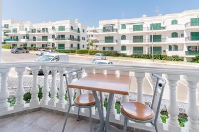 Image de Casa do Lagar - 4 mins walk to train station - quiet - wi-fi