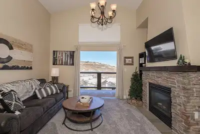 Image de Top Floor Ski-In/Ski-Out at Base Camp One