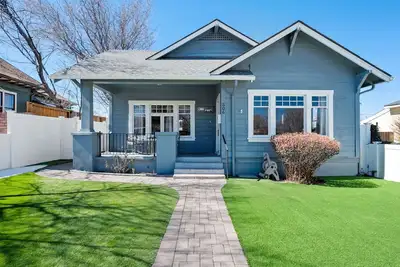 Image de Historic Prescott Craftsman | Walk to Downtown | 3br Retreat