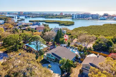 Image de Family 6br Retreat • Heated Pool • Near Beach