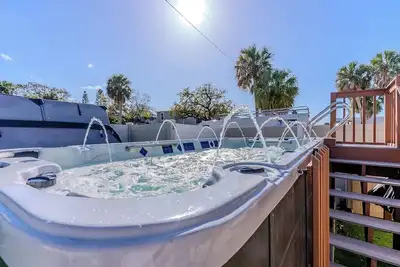 Image de Paradise by the Gulf - Unit A. Just 460 steps to the beach!