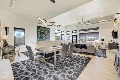 Image de The Gallery! Luxury Residence w/ Front Range Views