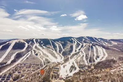 Image de The Nordic Nook at Viking Village - Ski In/Ski Out, Sleeps 6, 5 Mins to Lift