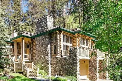 Image de 🏔️ Epic Mountain Escape in West Vail's Prestigious “The Valley”