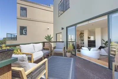 Image de Upper Cole Valley, Amazing Views With Front Courtyard