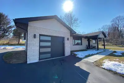 Image de Newly Renovated 2br House Just Minutes from Shows, Outlets, Events, and Shopping