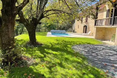 Image de Maison de campagne avec piscine proche des plus beaux villages de France