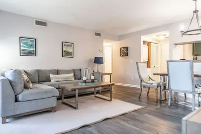 Image de *New* Wooded Retreat in Pinehurst