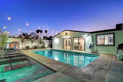Image de Scottsdalestays 6br/4ba – 14 Beds, Pool & Spa, Near Golf & Event Areas