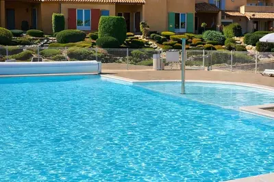 Image de Appartement Genièvre en résidence avec piscine chauffée