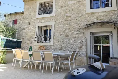 Maison authentique et spa privé 18 personnes