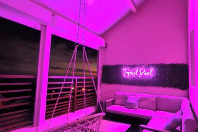 Image de T3 cosy aux Avirons (La Réunion) – Vue mer et piscine