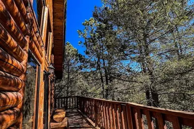 Image de Gorgeous 3-bedroom cabin in Bosques de Monterreal for a relaxing getaway