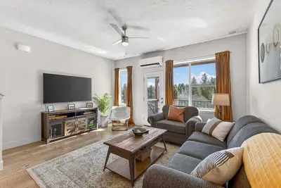 Image de I'm Your Huckleberry- close to town- pets ok