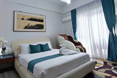 Image de Pool View with Massage Chair-5 min to Cebu Airport