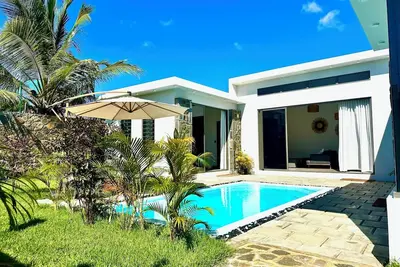 Image de Escape to Villa Azélina 2 – Sun, Pool & Island Bliss