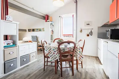 Barasteguia by Interhome