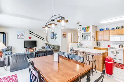 Image de Central McCall Retreat - Pool & Tennis Courts